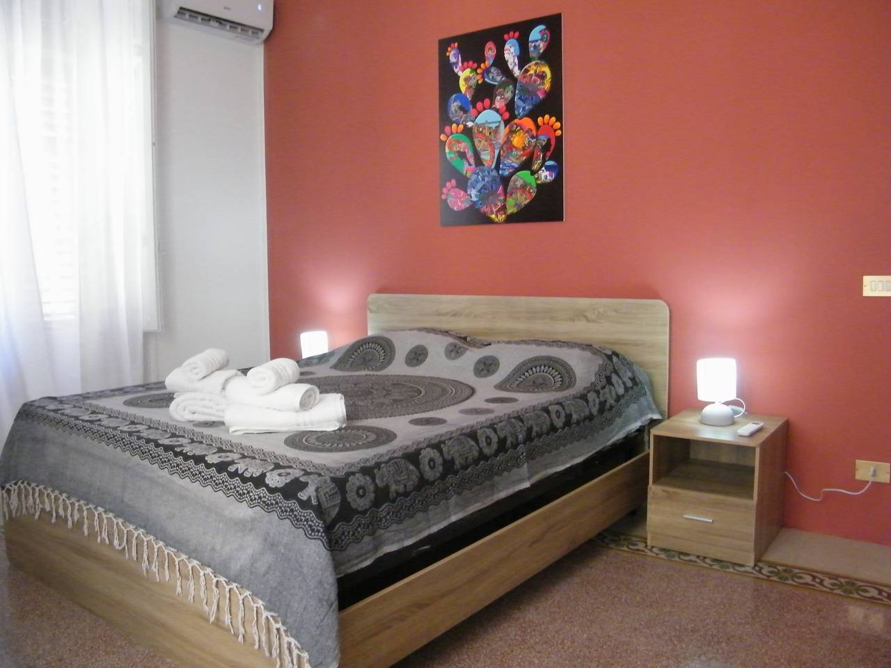 Appartamento intero, Casa Vacanze  Mi manda Picone da Lolli's Liberty Apartment' con Balcone e Aria Condizionata in Palermo, Provincia di Palermo