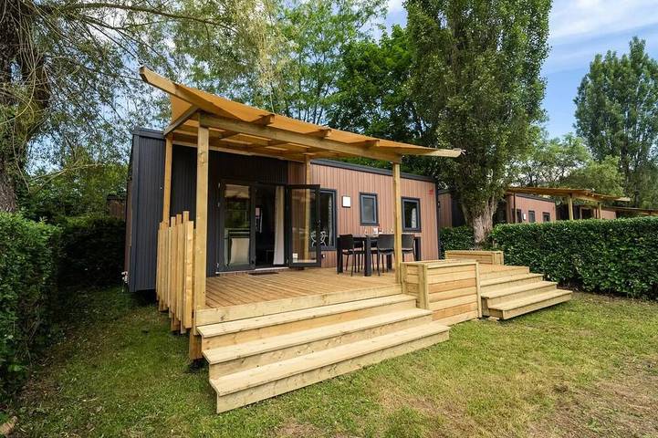 Mobil home pour 6 personnes, avec terrasse dans Lac des Sapins