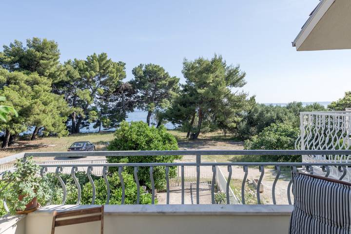 Gîte pour 4 personnes, avec vue sur l’océan et balcon, adapté aux familles à Split - 3
