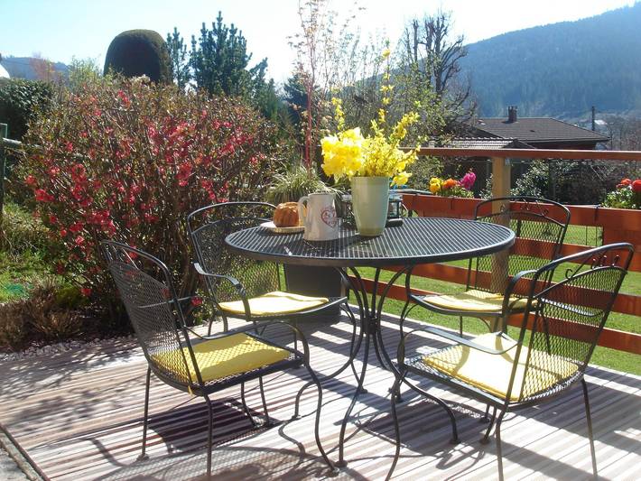 Gîte pour 4 personnes, avec Balcon et Terrasse ainsi que Jardin et Vue à Gérardmer - 3