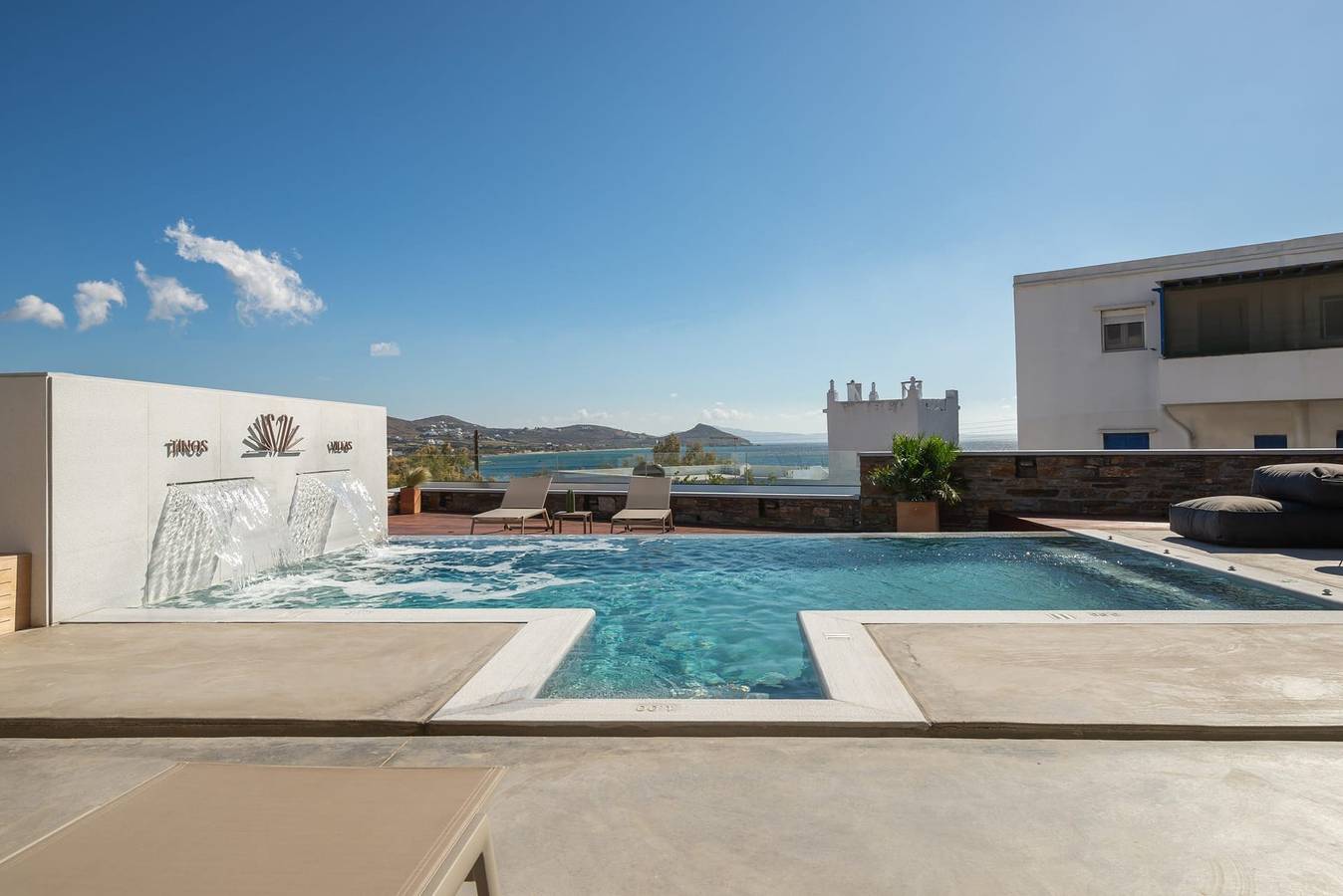 Magnificent Tinos Suite | Suite with Stunning Sea Views and Private Swimming Pool | Walking Distance to The Beach | Martiou in Tinos