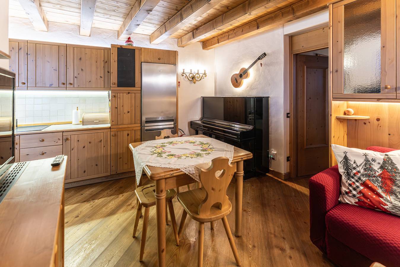 Appartamento intero, Casa Noce, tranquilla e immersa nella natura in Cortina d'Ampezzo e dintorni, Dolomiti Superski
