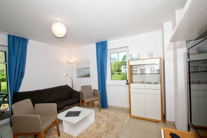Ganze Wohnung, Strandnahe FeWo mit Terrasse, Schwimmbad- und Saunanutzung - Rex Rugia - Rex in Lobbe Strand, Mönchgut