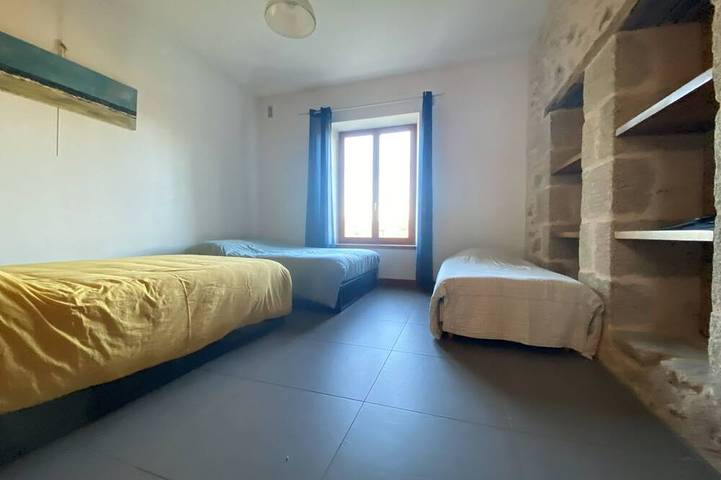 Gîte pour 12 personnes, avec jardin dans Rilhac-Rancon - 3