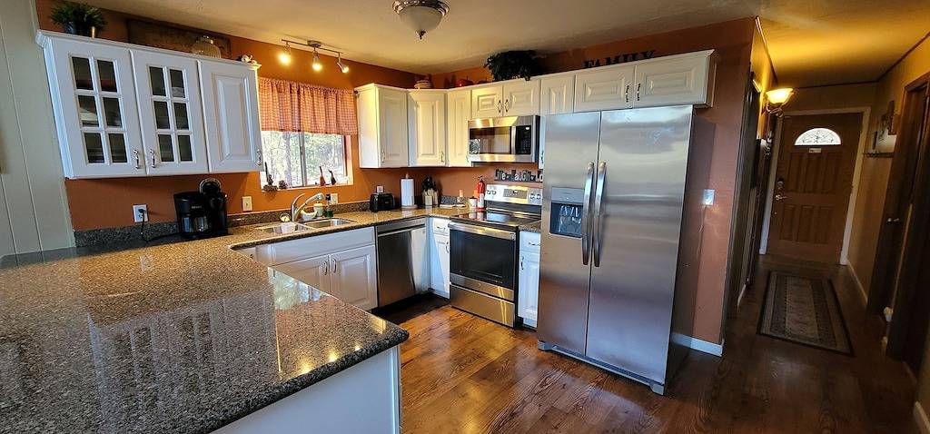 Cool Summer Chalet Getaway in Munds Park, Oak Creek Canyon
