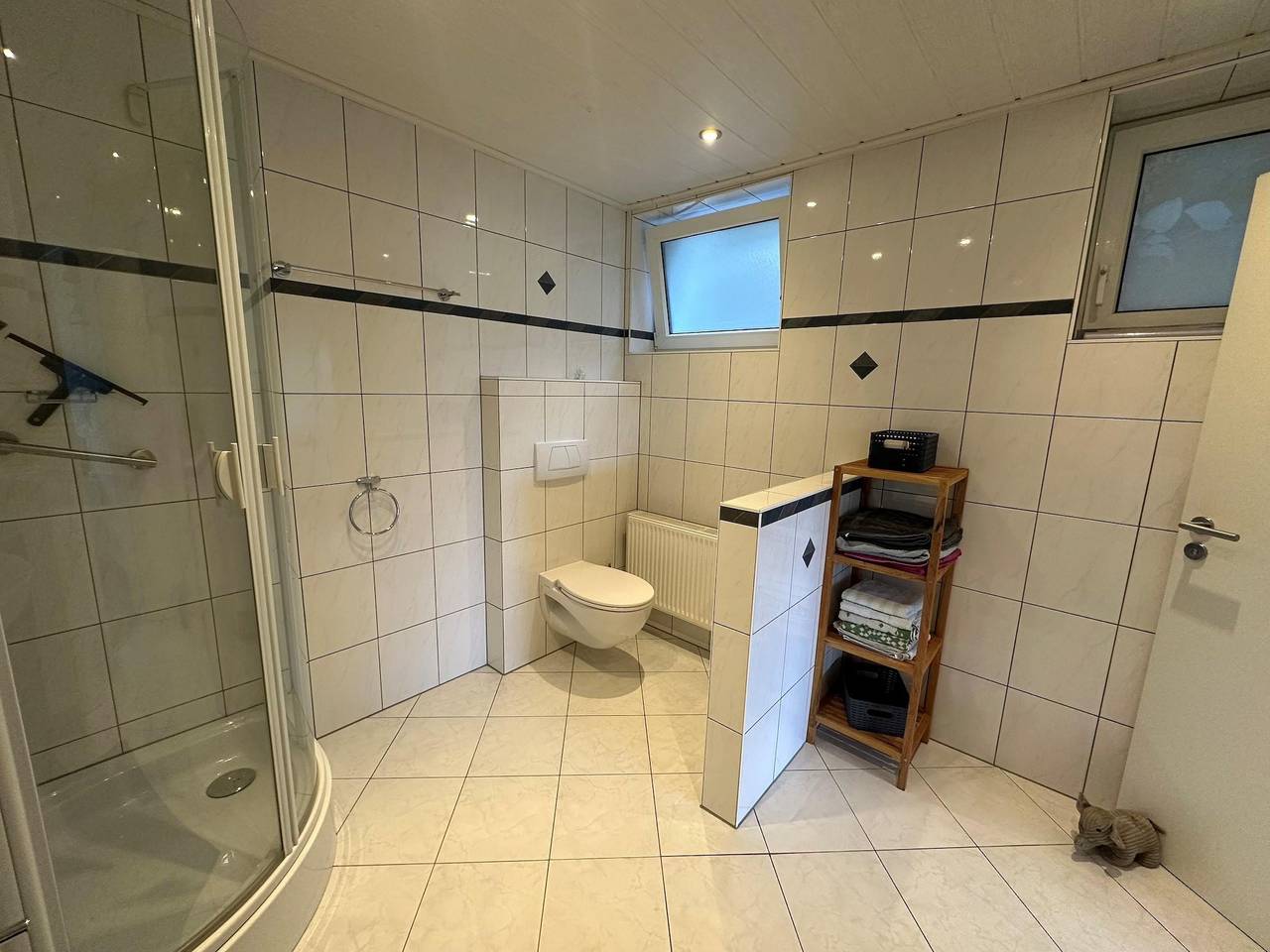 Ganze Ferienwohnung, Appartement/Fewo, Toilette und Bad/Dusche getrennt in Idar-Oberstein, Nahetal