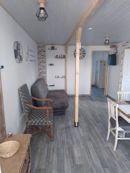 One-Bedroom House in Rancy, Région de Louhans