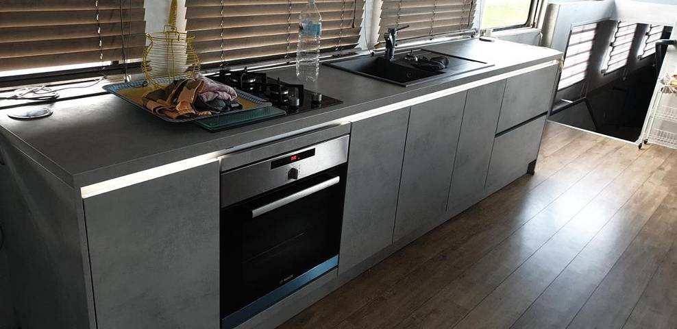 Bateau pour 6 personnes, avec vue et terrasse dans Hauts-de-France - 4