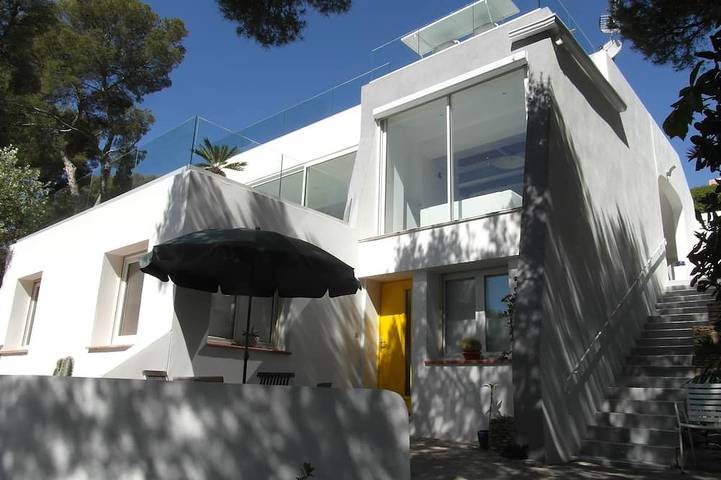 Ferienwohnung für 4 Personen, mit Pool und Whirlpool in Calanques