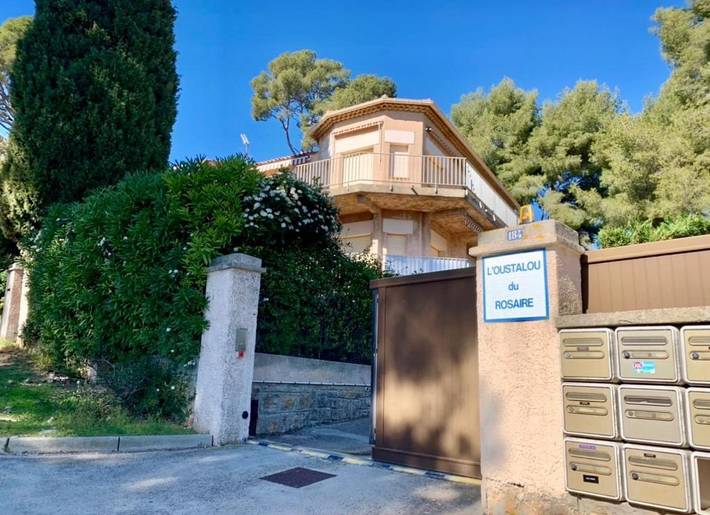 Gîte pour 4 personnes, avec vue et jardin dans Plage de Portissol - 3