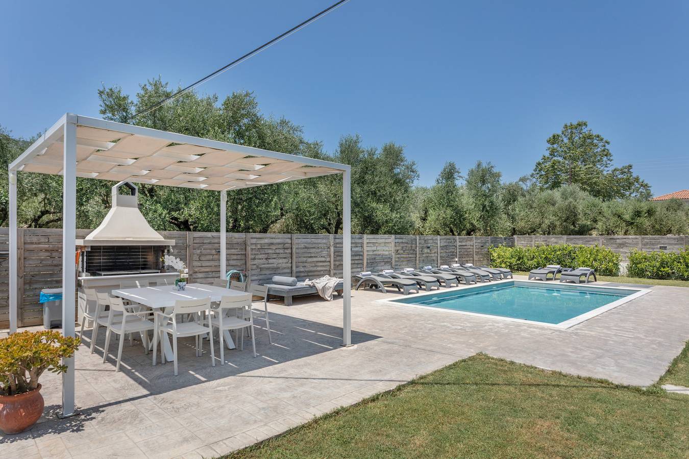 Villa 'Ruvelis' con vista sulle montagne, Wi-Fi e aria condizionata in Zante