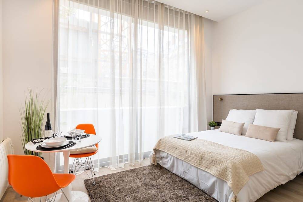 Appartement entier, A1 Studio 175Blo-Paris Convention in Paris, Île de France
