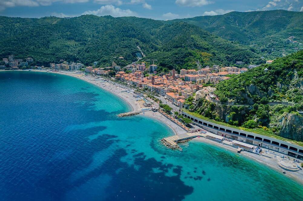 Entire apartment, Noli Center Apartment in Noli, Riviera di Ponente