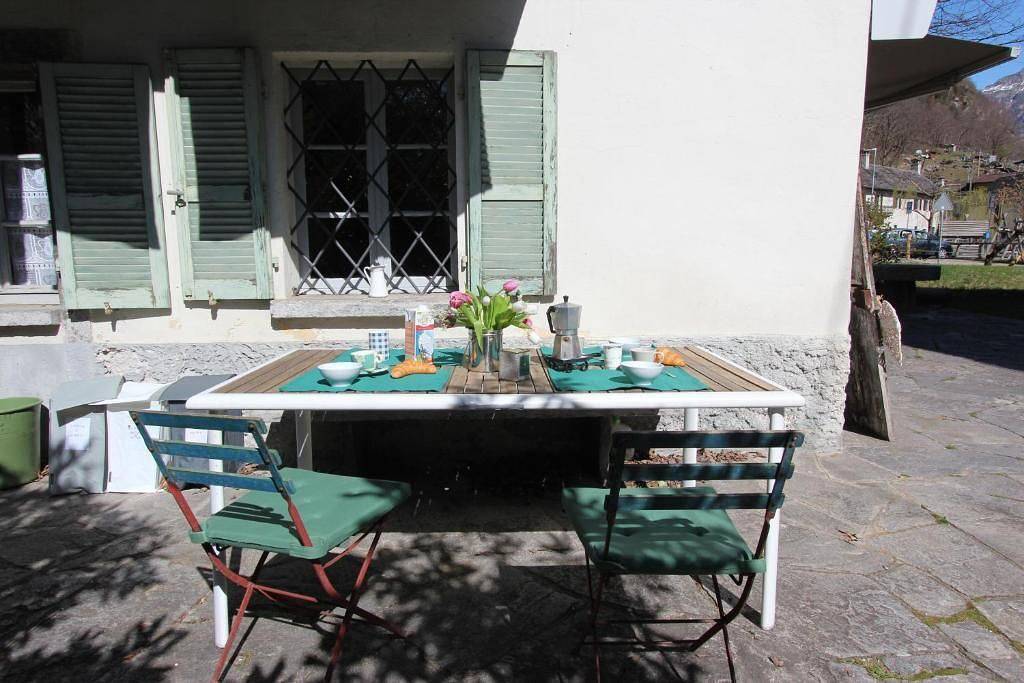 Eva-Ferienhaus in Brione, Tessiner Alpen