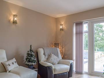 Log Cabin for 2 People in Herefordshire, West Midlands, Photo 4