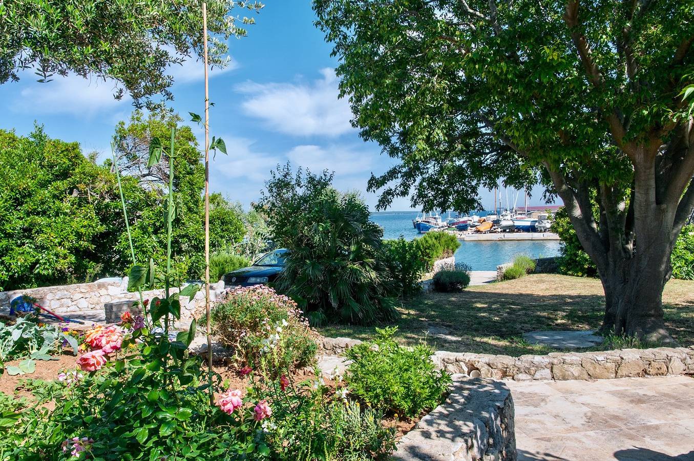 Appartamento intero, Appartamento vacanze per 4 persone con balcone in Neresine, Lussino