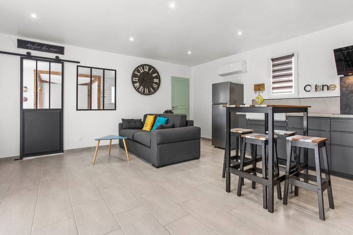 Ferienhaus für 4 Personen, mit Garten und Whirlpool in Provence-Alpes-Côte d'Azur - 3