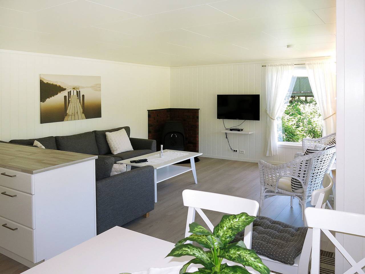 Feriehus for 6 personer med hage in Lyngdal
