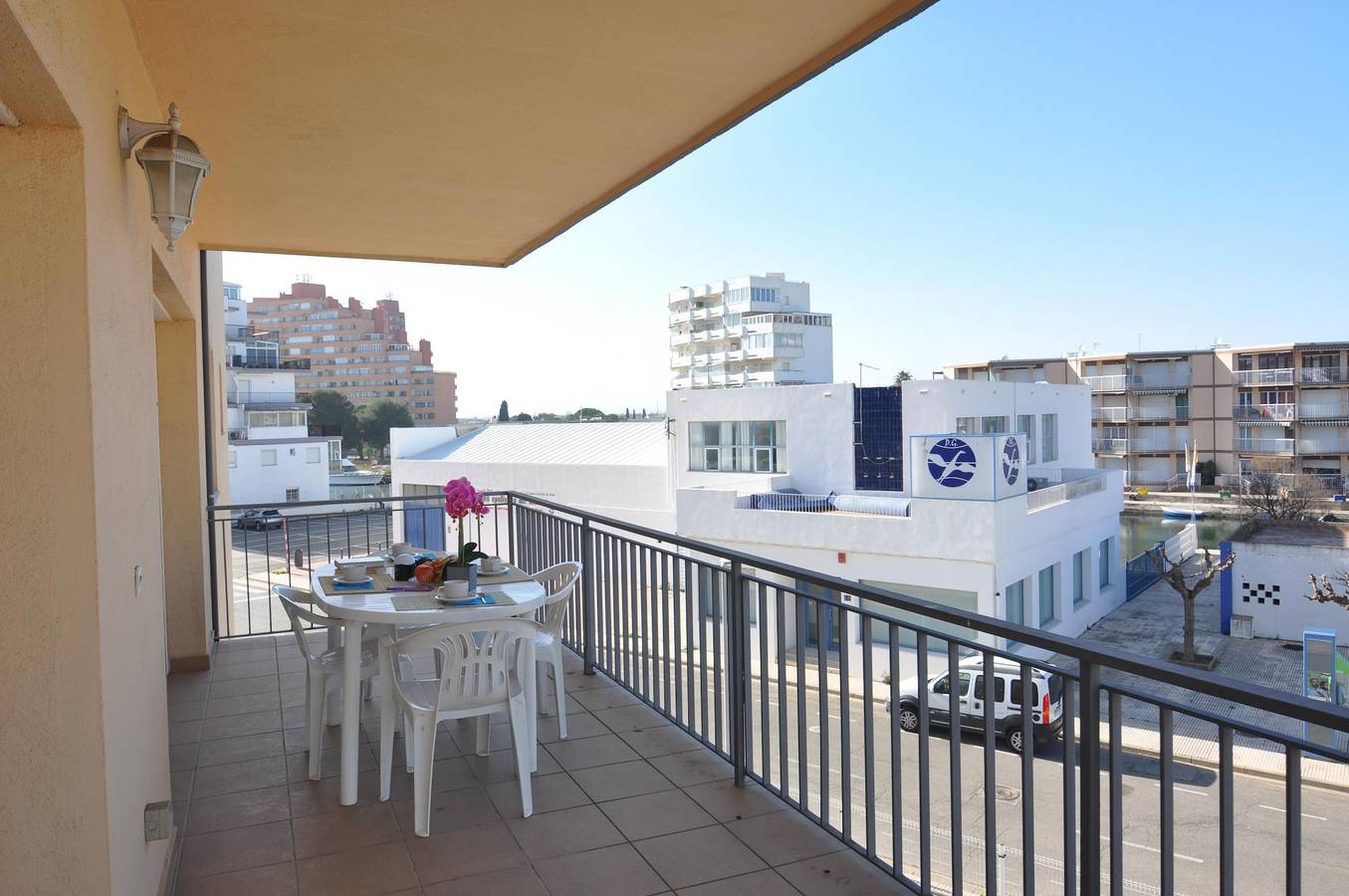 Appartamento intero, Welcome to our cozy apartment for rent in Roses, Costa Brava! Just 300 meters from the beautiful beach of Santa Margarita. in Santa Margarida, Roses