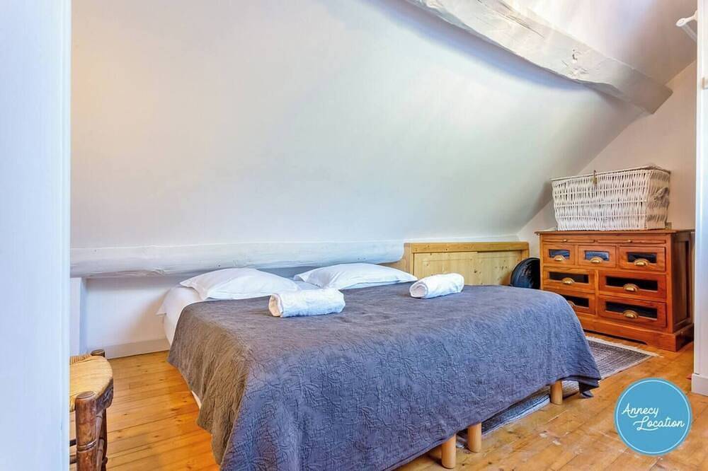 Entire apartment, Theuriet Apartment – Lake Annecy in Talloires-Montmin, Annecy region