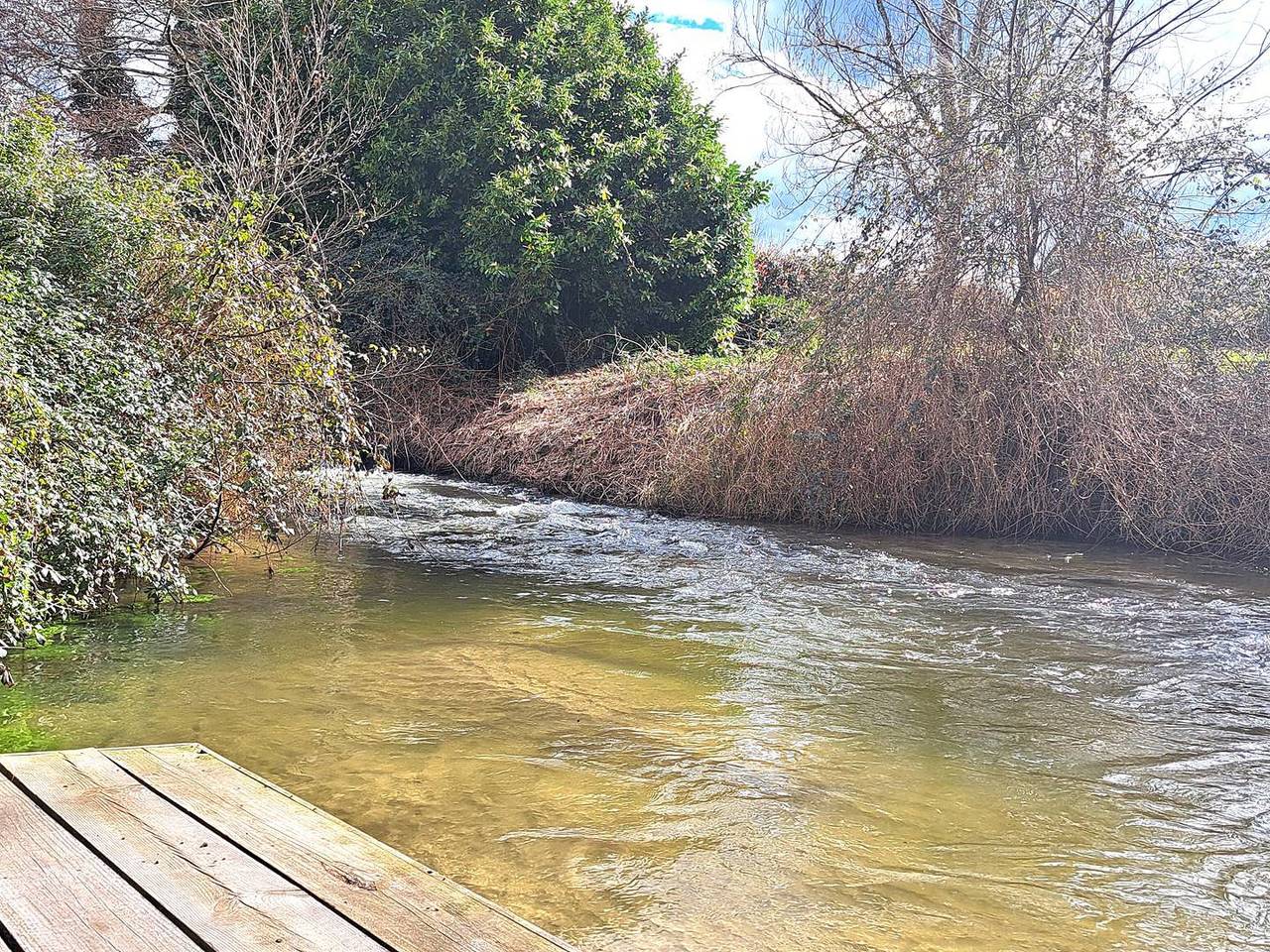 Spacieuse maison de village proche ruisseau in Lévignacq, Région de Dax