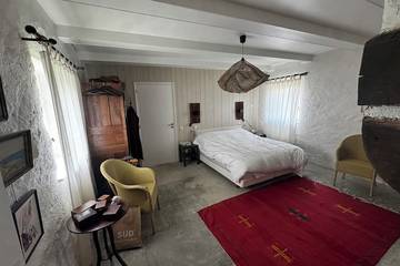 Maison De Vacances pour 13 Personnes dans Plomeur, Côte de Cornouaille, Photo 1