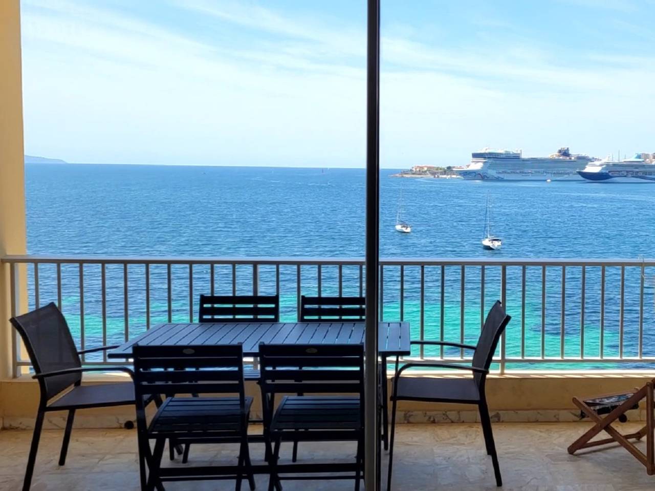 Estudio entero, Estudio con vista al mar en Ajaccio, 30m², aparcamiento incluido in Francia