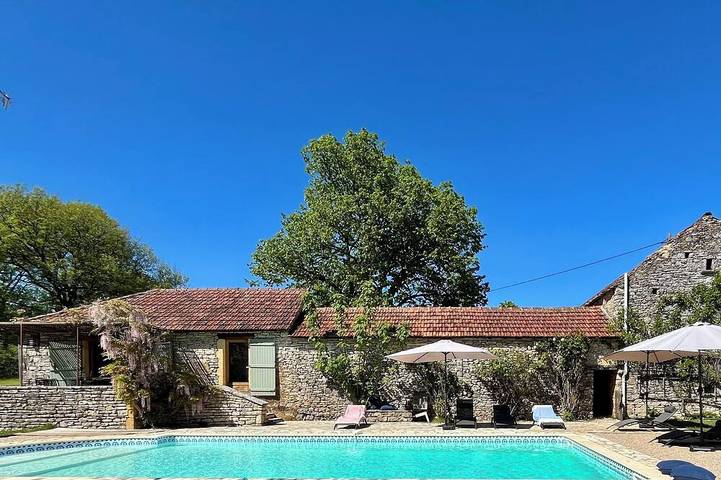 Location de vacances pour 9 personnes, avec jardin à Campagnac-lès-Quercy