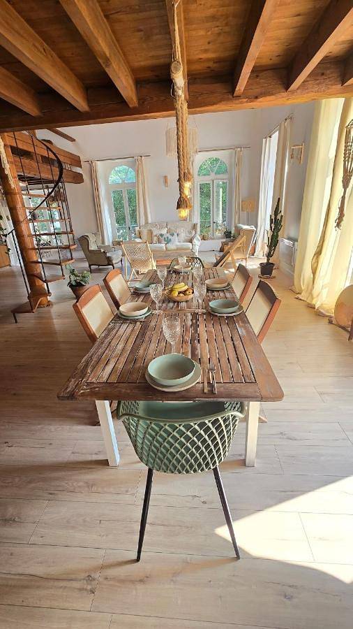 Appartement entier, One-Bedroom House in Tournon-sur-Rhône, Région de Tournon-sur-Rhône