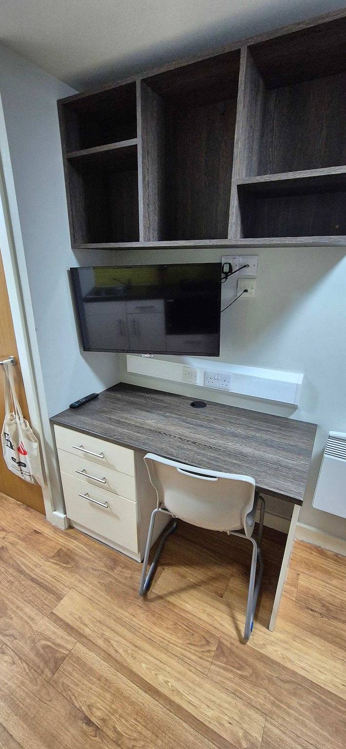 Entire studio, Modern Budget Single Studio in Central Nottingham in Nottingham, East Midlands