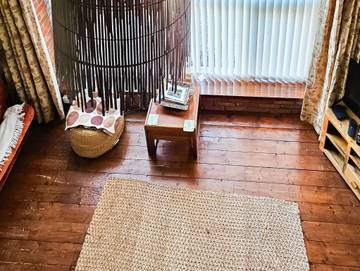 Log Cabin for 2 People in Freethorpe, Norfolk, Photo 4