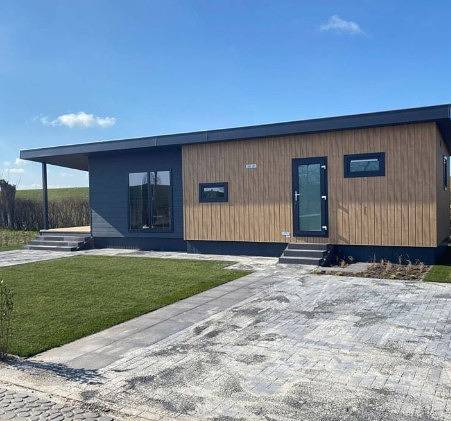 Ferienanlage für 4 Personen, mit Kinderpool und Sauna sowie Garten und Pool in Zeeland