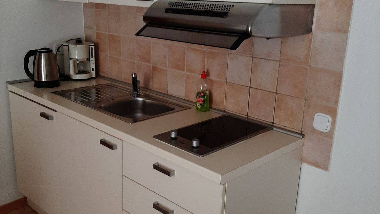 Ganzes Studio, Studio für 2 Personen (27 m²) in Cres in Cres Stadt, Cres
