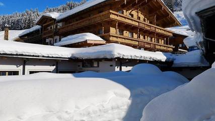 Ferienwohnung für 2 Personen, mit Garten und Balkon, kinderfreundlich in Kirchberg in Tirol