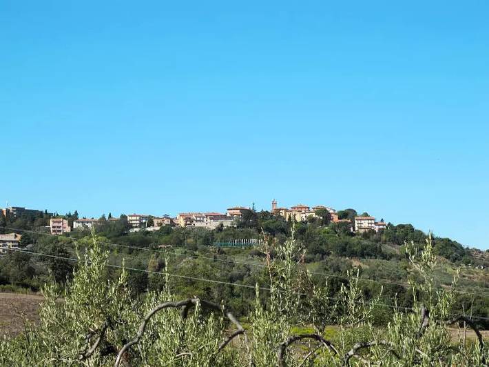 Agriturismo per 7 persone, con Terrazza e Piscina a Il Castagno