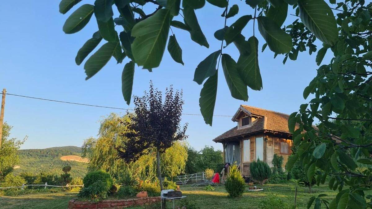 Etno kompleks Orahovac - Vajat Lastavica in Врбица, Aranđelovac