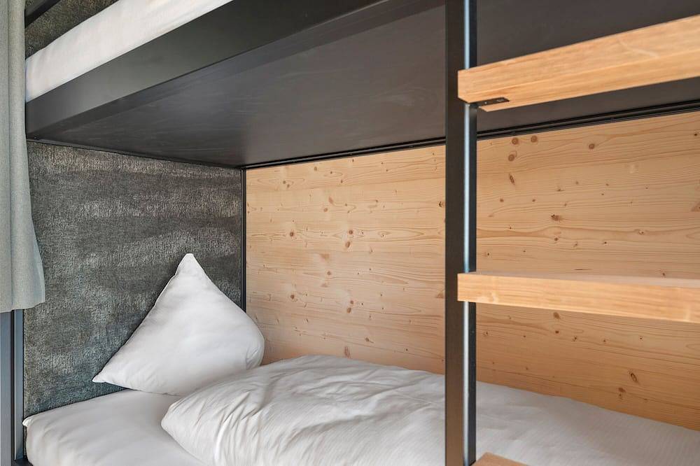 Geheel appartement, Chalet 'Einheit E' met Uitzicht op de Bergen, Privéterras en Wi-Fi in Deutschnofen, Eggental