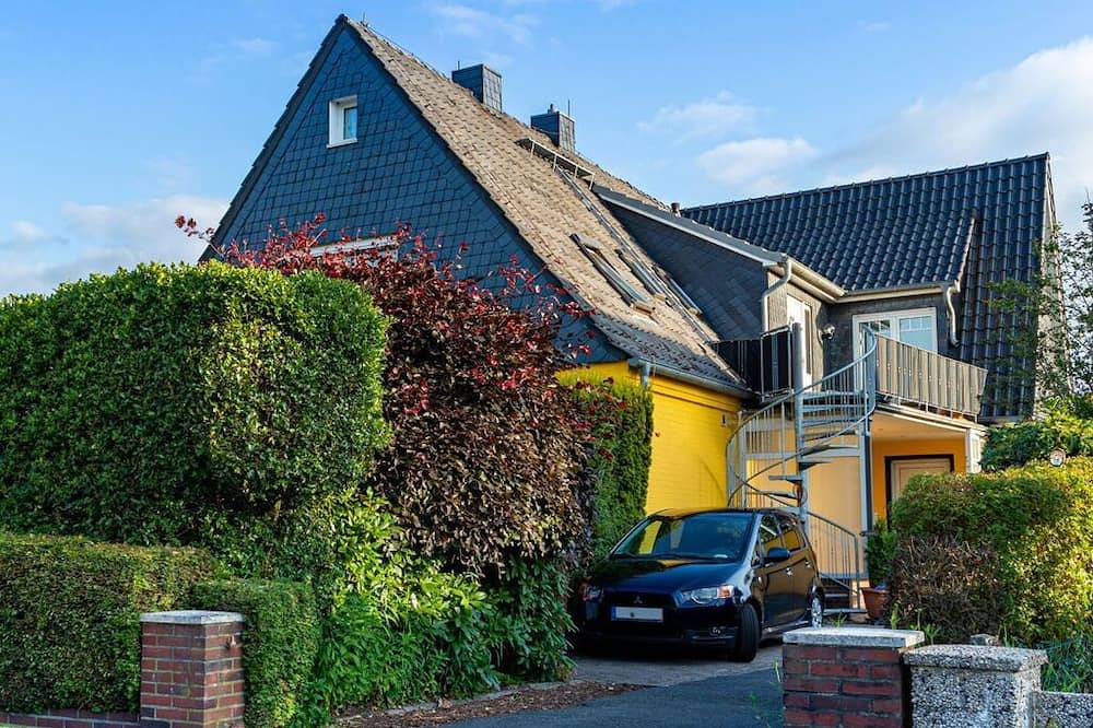 Feldhörn Komfortable Ferienresidenz in Zetel, Metropolregion Bremen-Oldenburg
