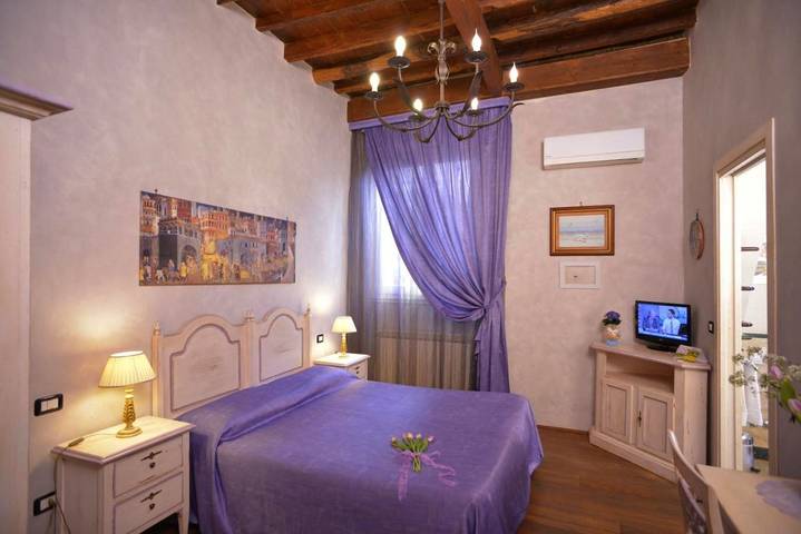 Chambre d’hôte pour 2 personnes à Florence - 4