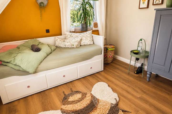 Bienenzimmer im Grünen in Ahlerstedt, Nordheide