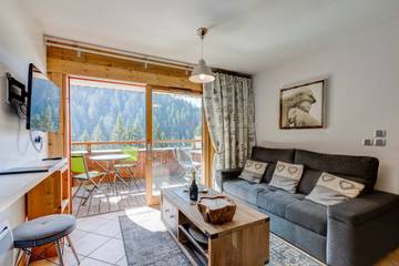 Gîte pour 5 personnes, avec piscine et terrasse à Cohennoz