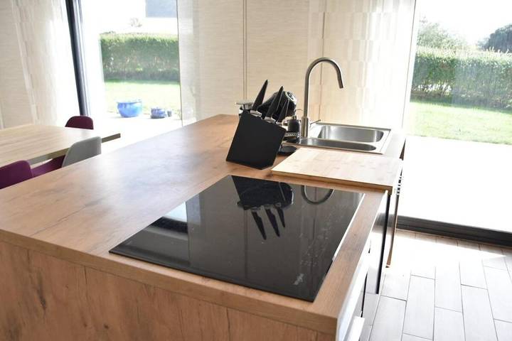 Location de vacances pour 10 personnes, avec vue et jardin à Locmaria-Plouzané - 4