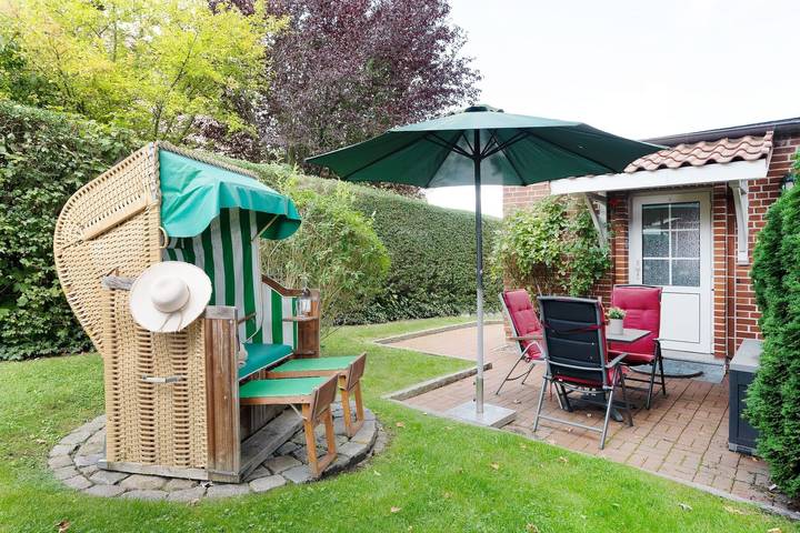 Ferienwohnung für 2 Personen, mit Garten und Terrasse, kinderfreundlich in Grömitz