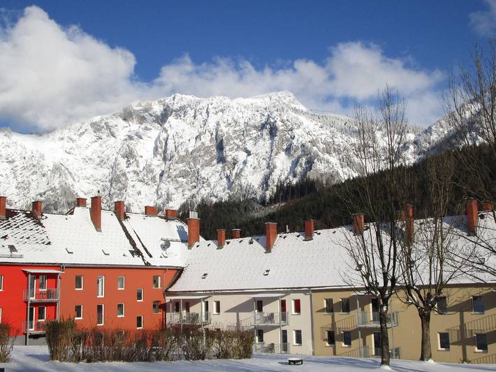 Ganze Wohnung, Gemütliche Wohnung mit Balkon (ohne Kaution) in Eisenerz, Östliche Obersteiermark