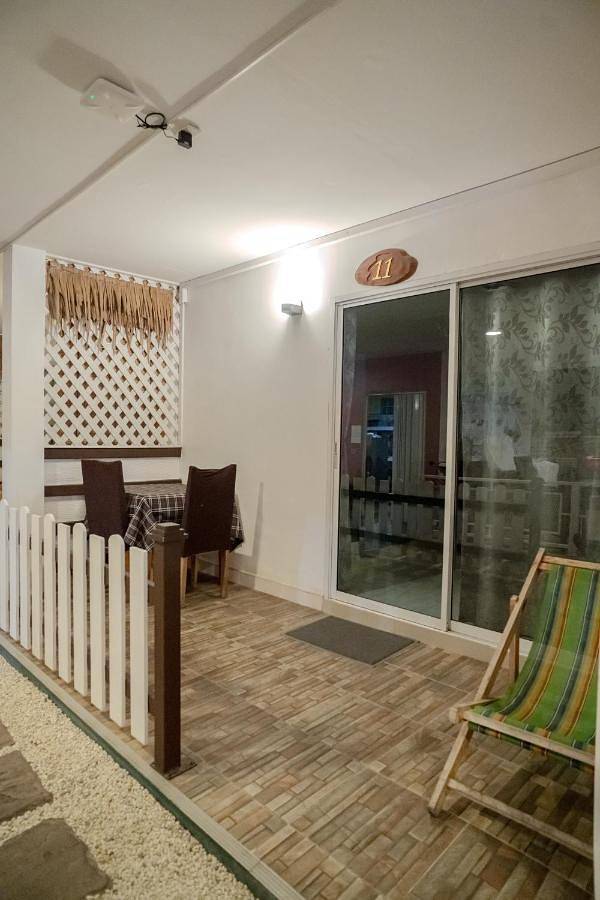 Hôtel pour 2 personnes, avec terrasse dans Ko Larn - 2