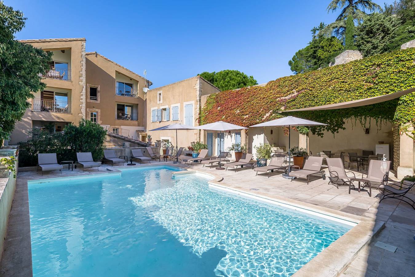 Ganze Wohnung, Ferienwohnung für 4 Personen mit Terrasse in Bonnieux, Regionaler Naturpark Luberon
