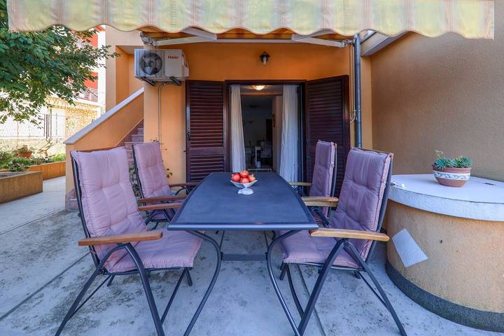 Ferienwohnung für 4 Personen, mit Terrasse