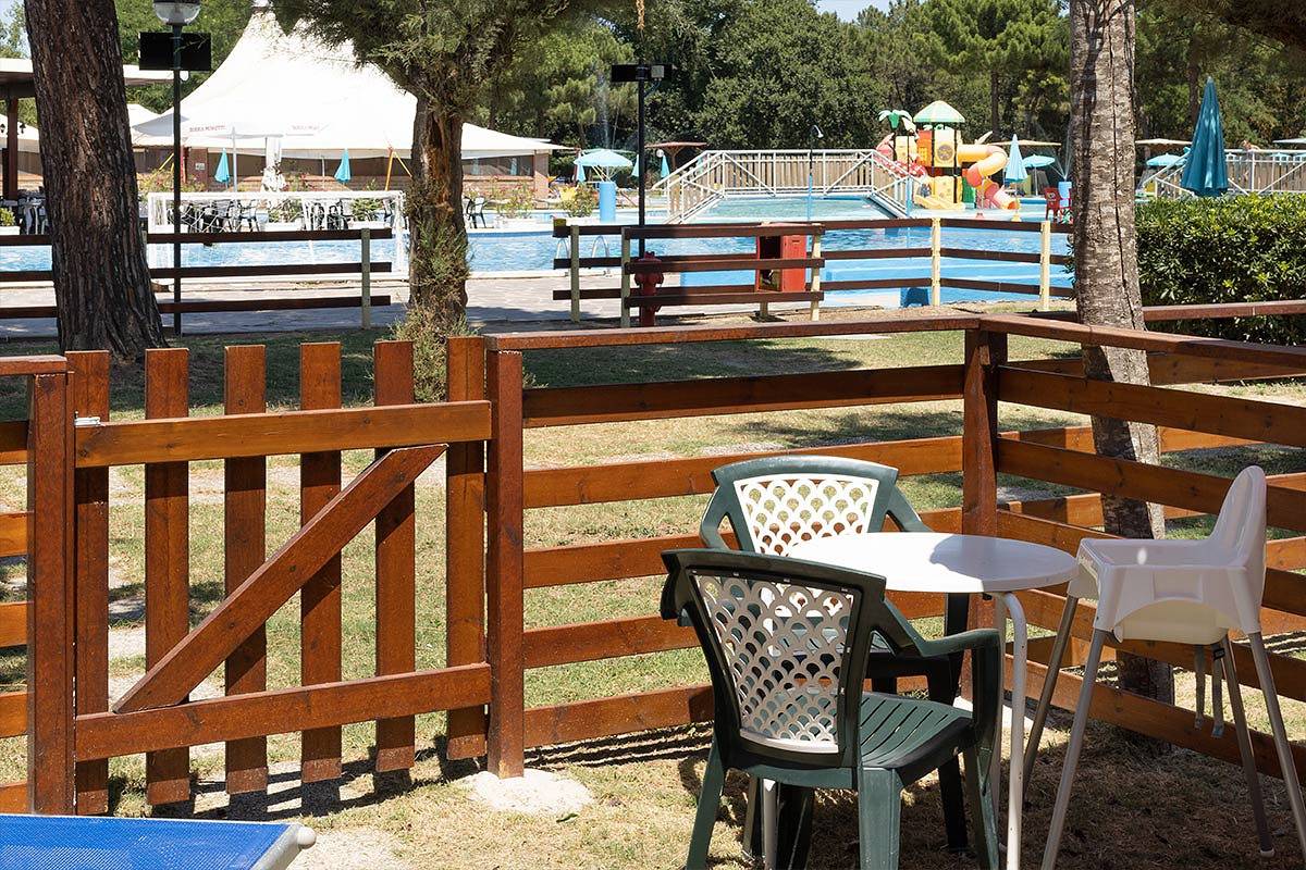 Ferienpark Fantastico Bungalow Lake für 8 Personen in Casal Borsetti, Ravenna Provinz