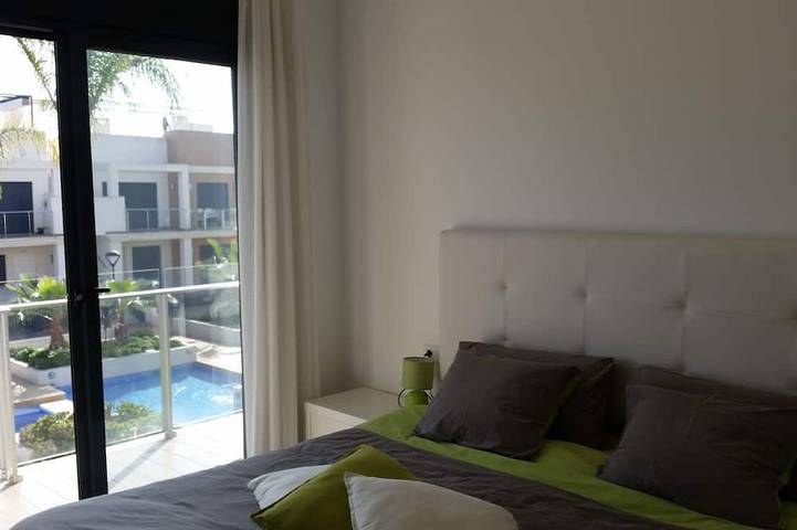 Appartement entier, Appartement moderne de 2 chambres avec piscine à 800 de la plage in La Zenia, Orihuela
