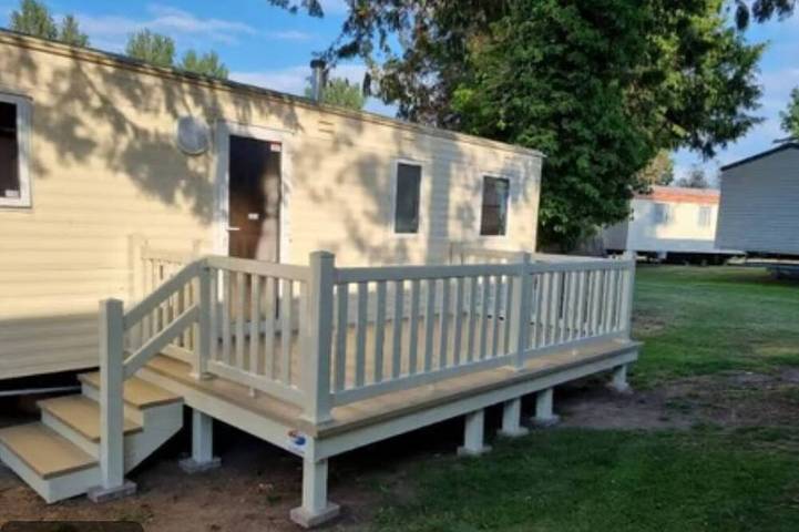 Static caravan for 8 people in North East England